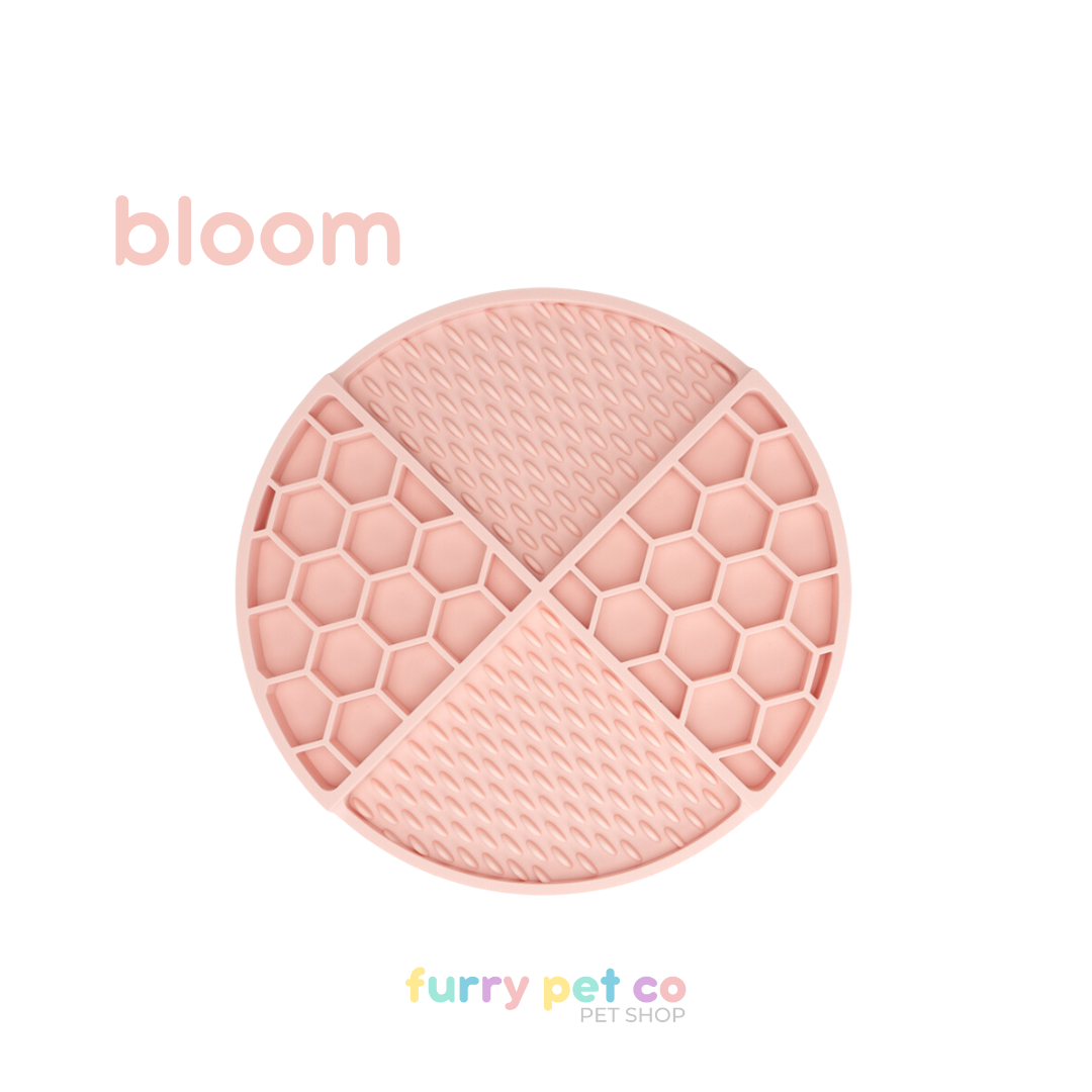 Furry Pet Co Honeycomb Lick Mat